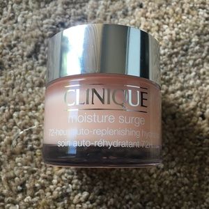 Clinique Moisture Surge NEVER USED!